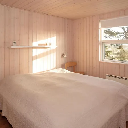 Tatil Evi Amazing In Knebel With 3 Bedrooms Ebeltoft