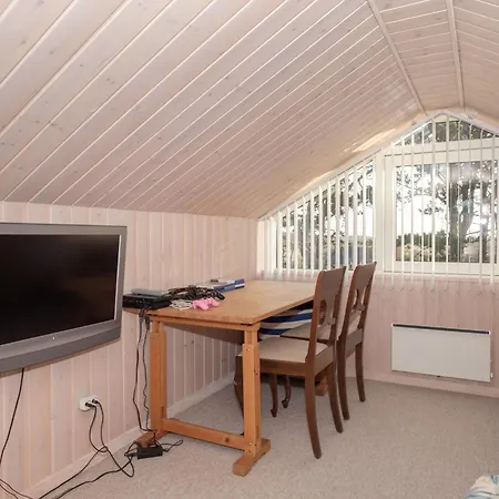 Tatil Evi Amazing In Knebel With 3 Bedrooms Ebeltoft